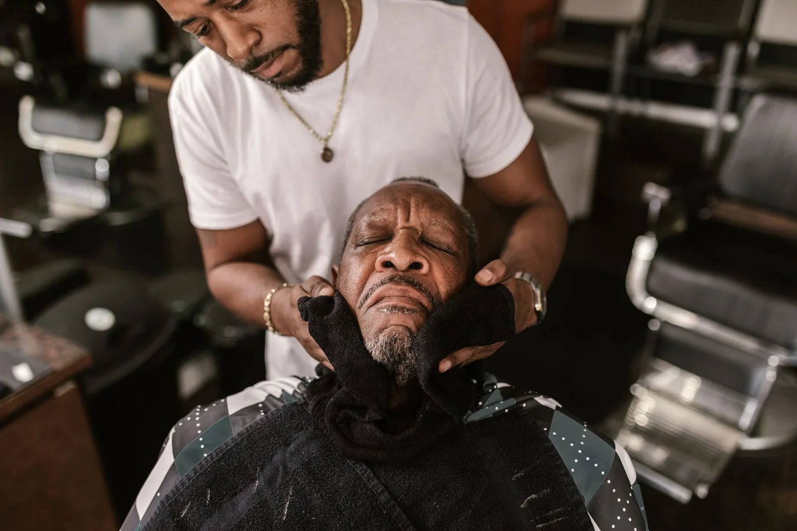 Kofi Adeyemi, barber at Pomade