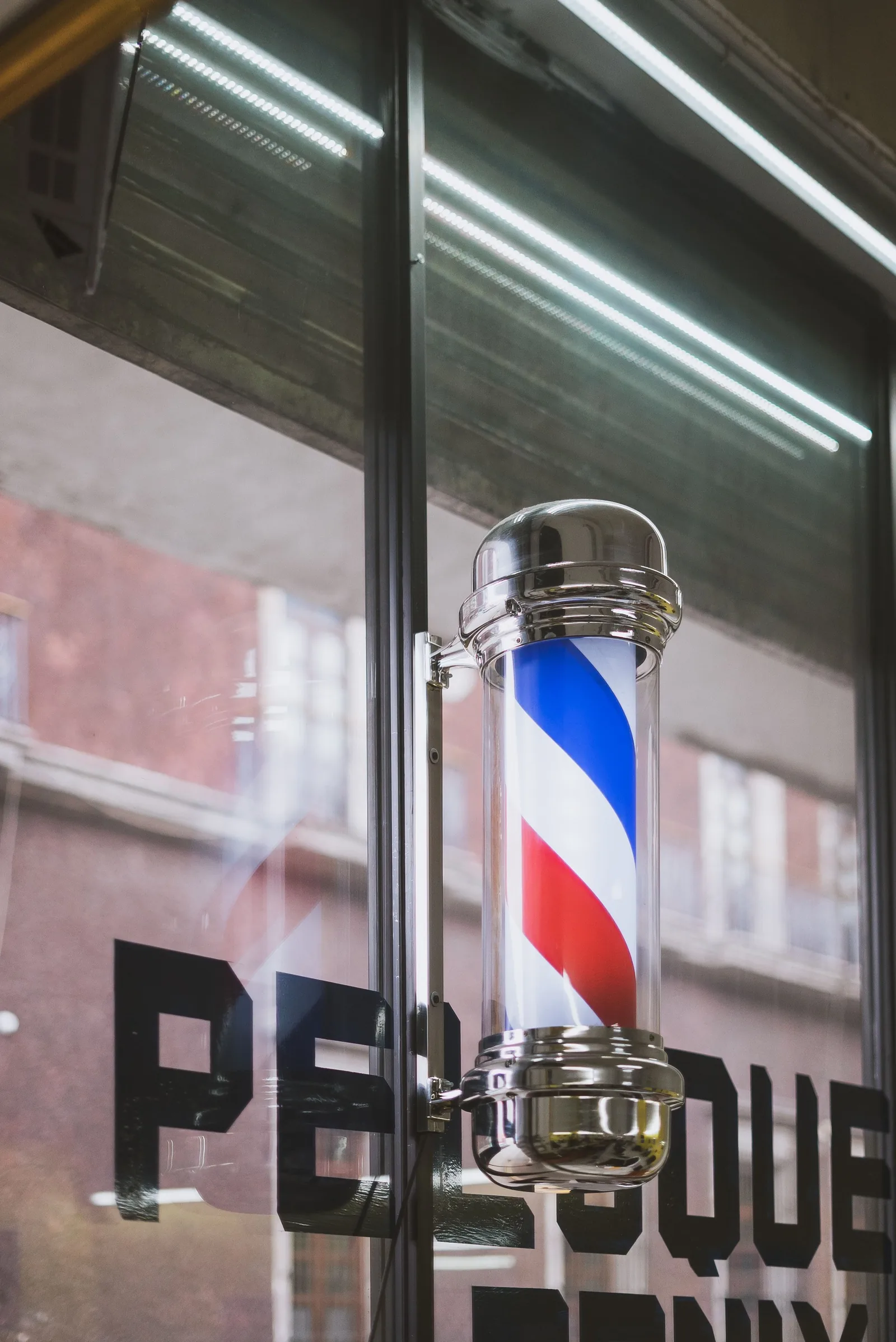 Inside and outside Pomade